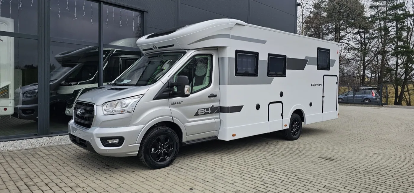CI Horon 84 XT – wynajem w Camplore